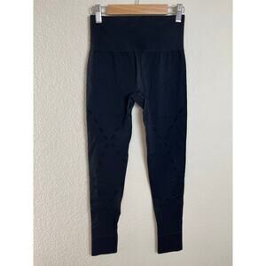 Ivy Park | Women's Size S/M Stretch Leggings Black